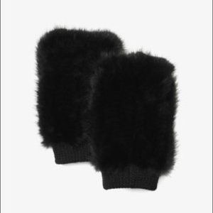 NWT MICHAEL Michael Kors Rabbit Fur Gloves